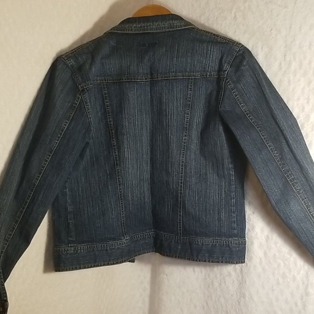 Jacket - Picture 4 of 5